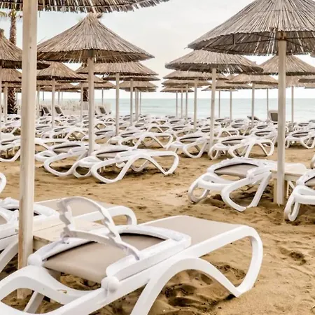 Bonita Luxury &