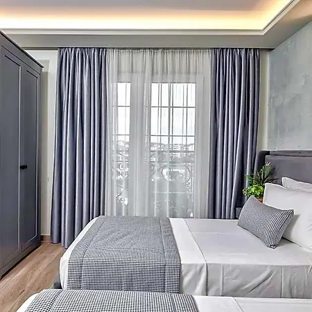 Bonita Luxury & Durrës